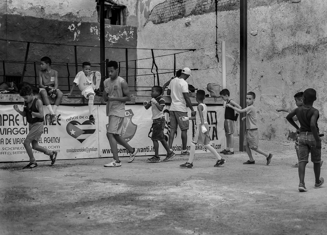 Ninos De Cuba