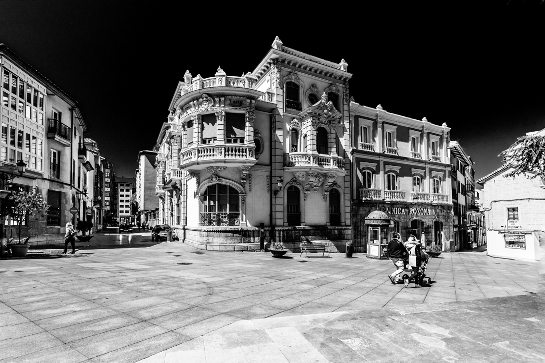 Avilés