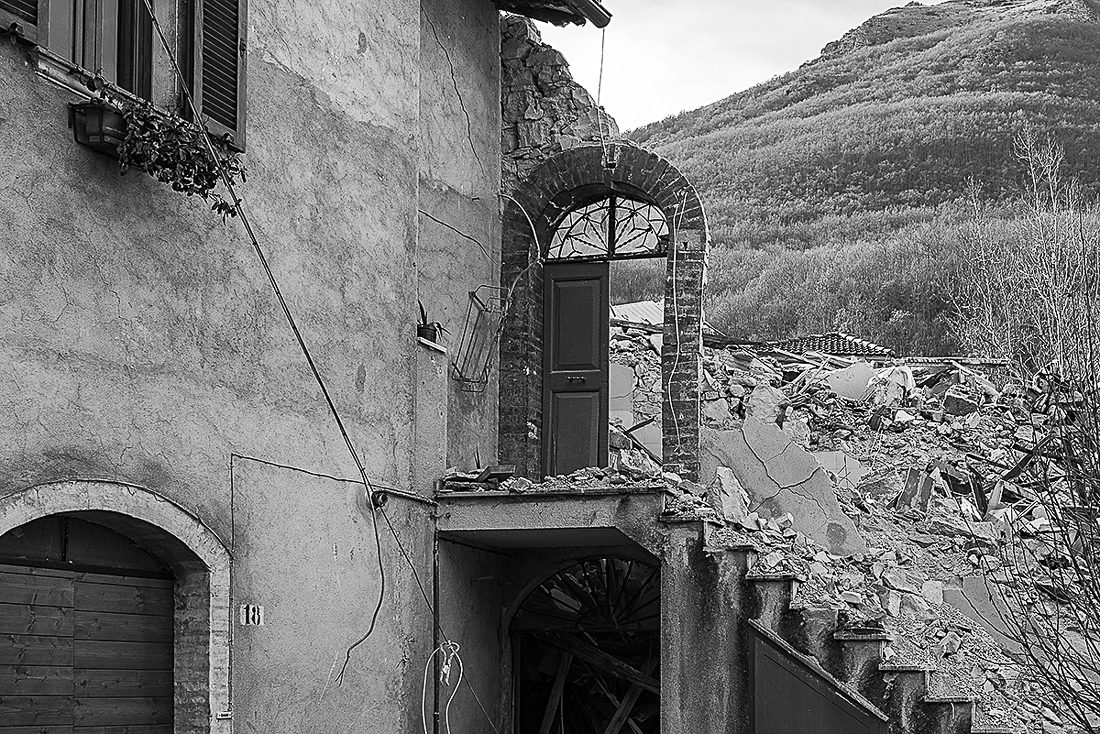 TERRE RE MOTE