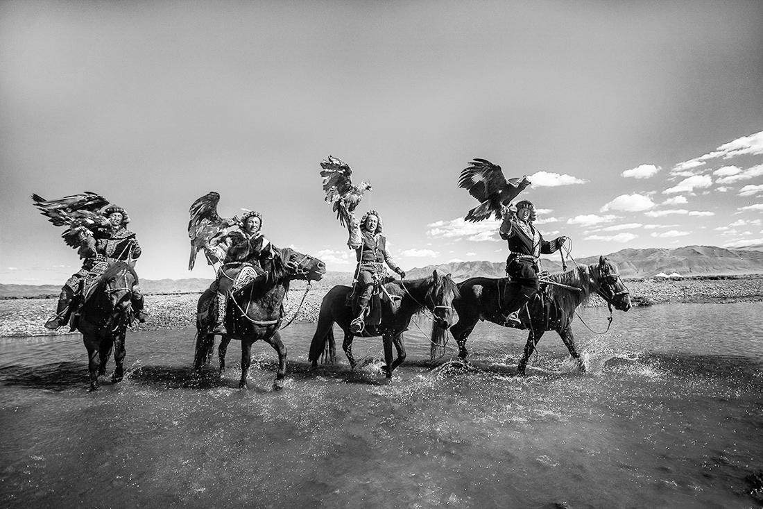 KAZHAK EAGLE HUNTER & GOLDEN EAGLE FESTIVAL