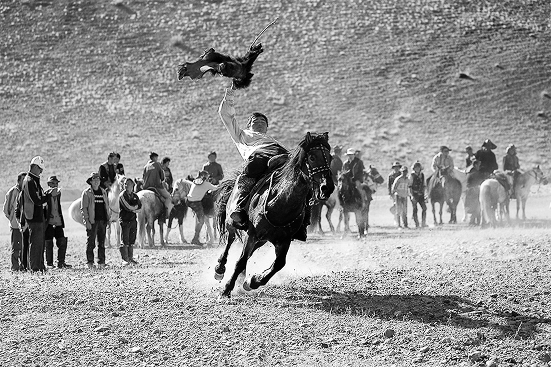 KAZHAK EAGLE HUNTER & GOLDEN EAGLE FESTIVAL