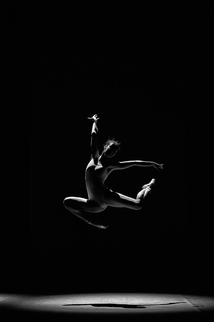 B&W Ballet