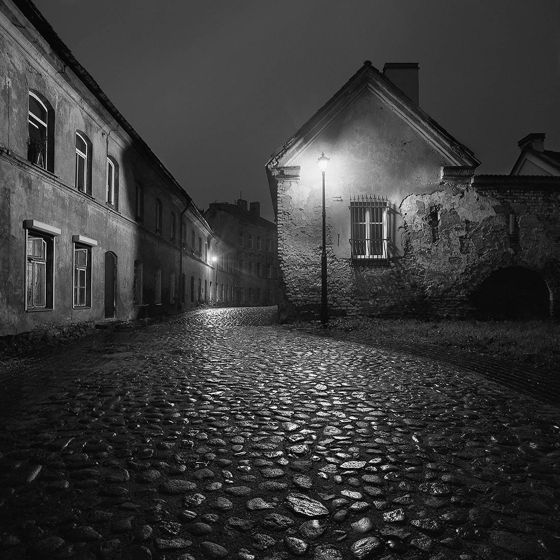 Night in the city