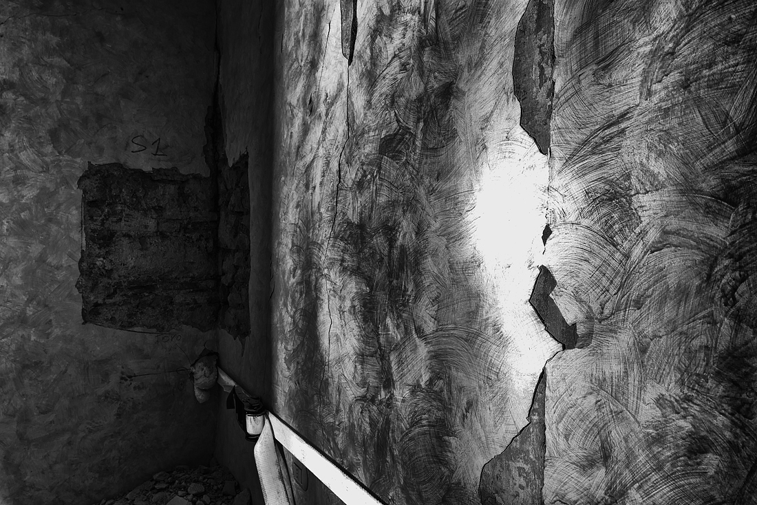 Metaphysics of an Earthquake