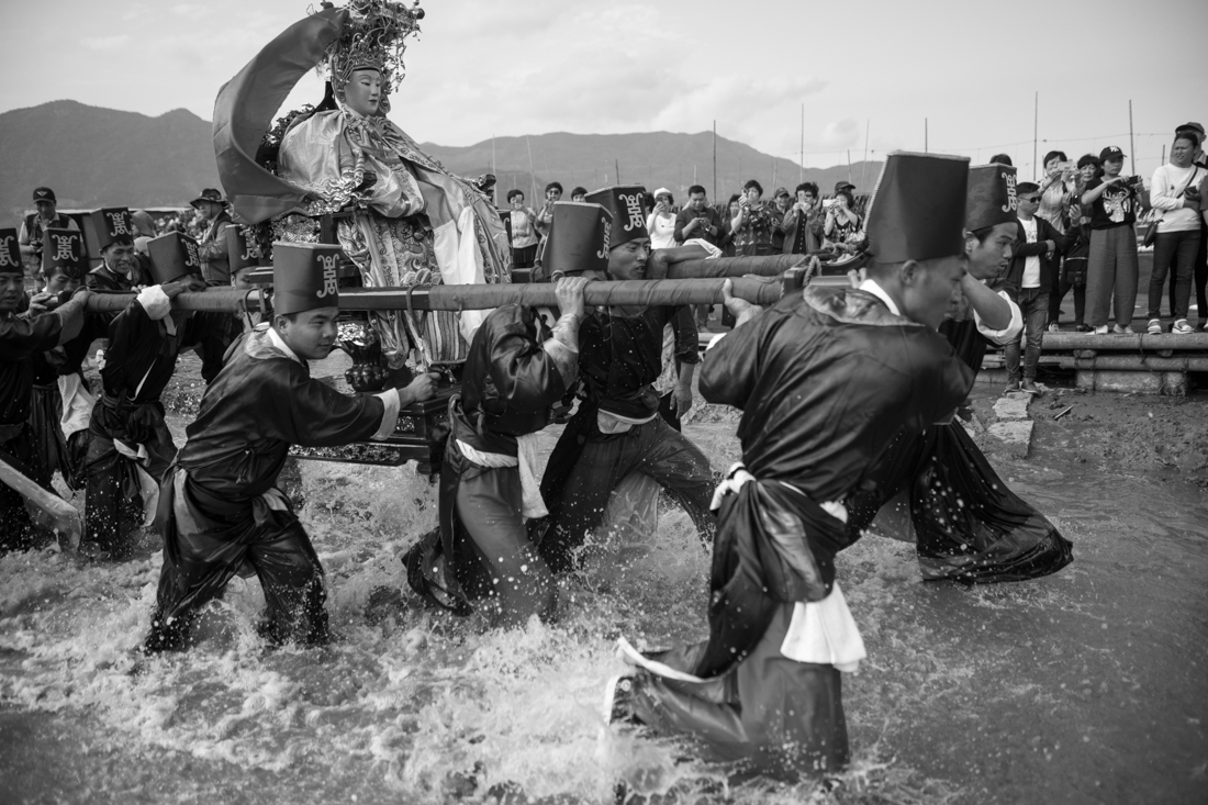 Toilers of the sea - Sea harvesting in Fujian, China
