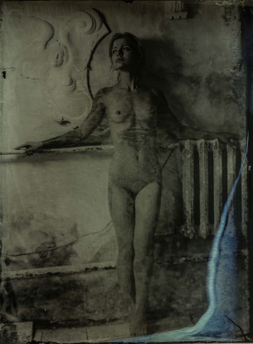Ambro-nude