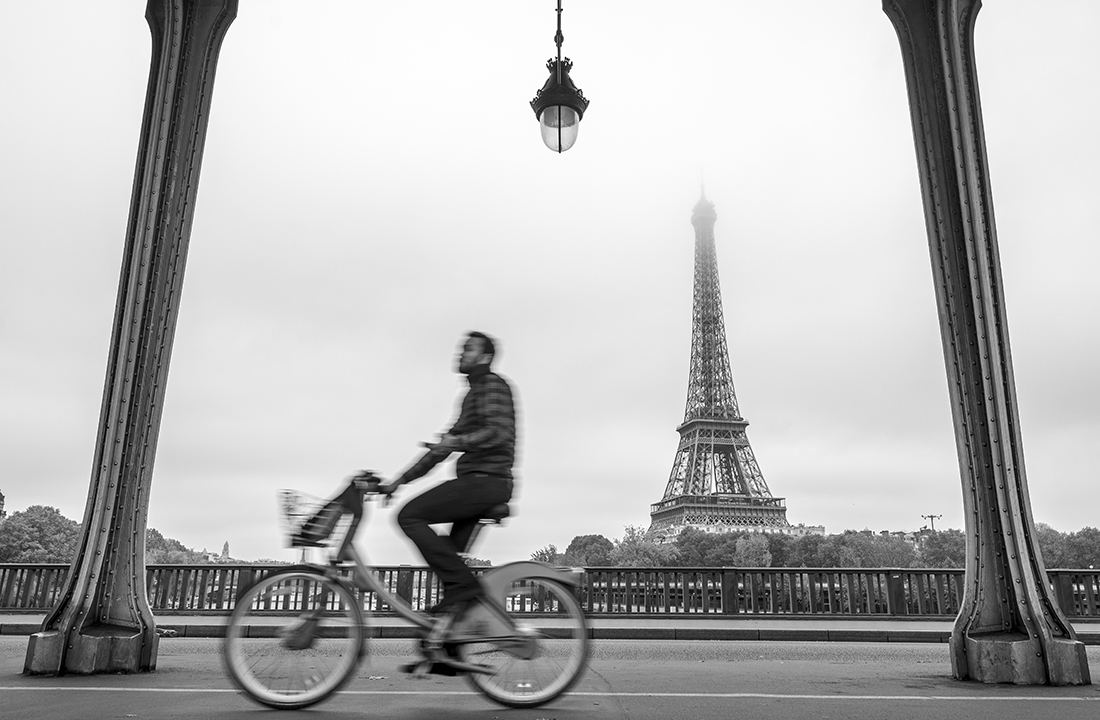 Moving around Paris...