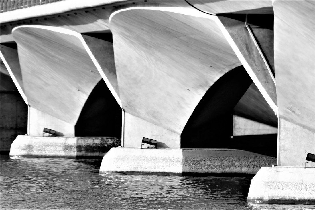 Esplanade Bridge - Series 1