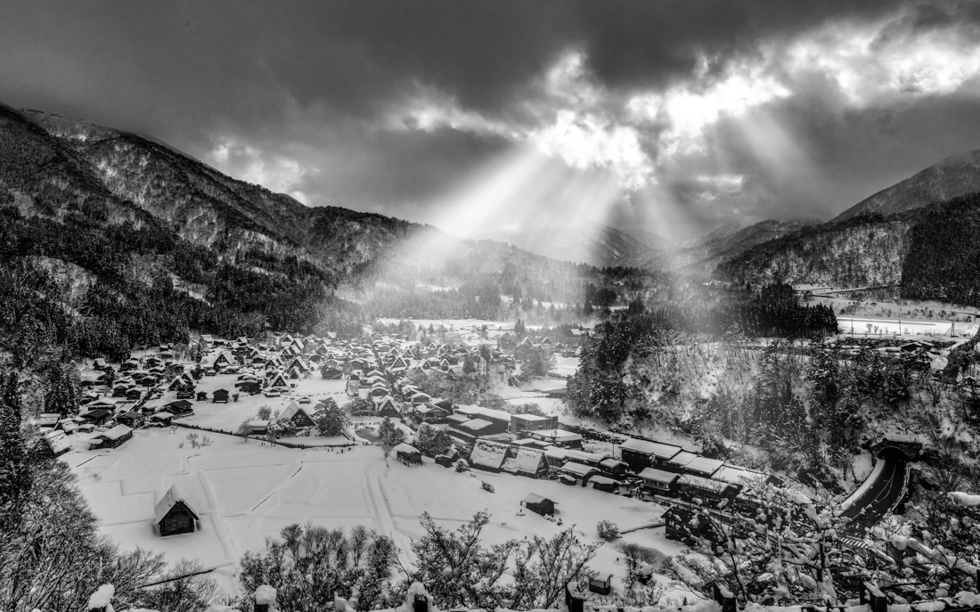 Hezhang Village 