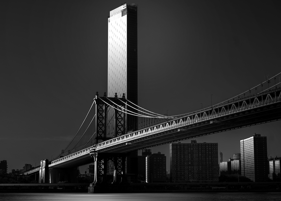 Manhattan Bridge, New York City.