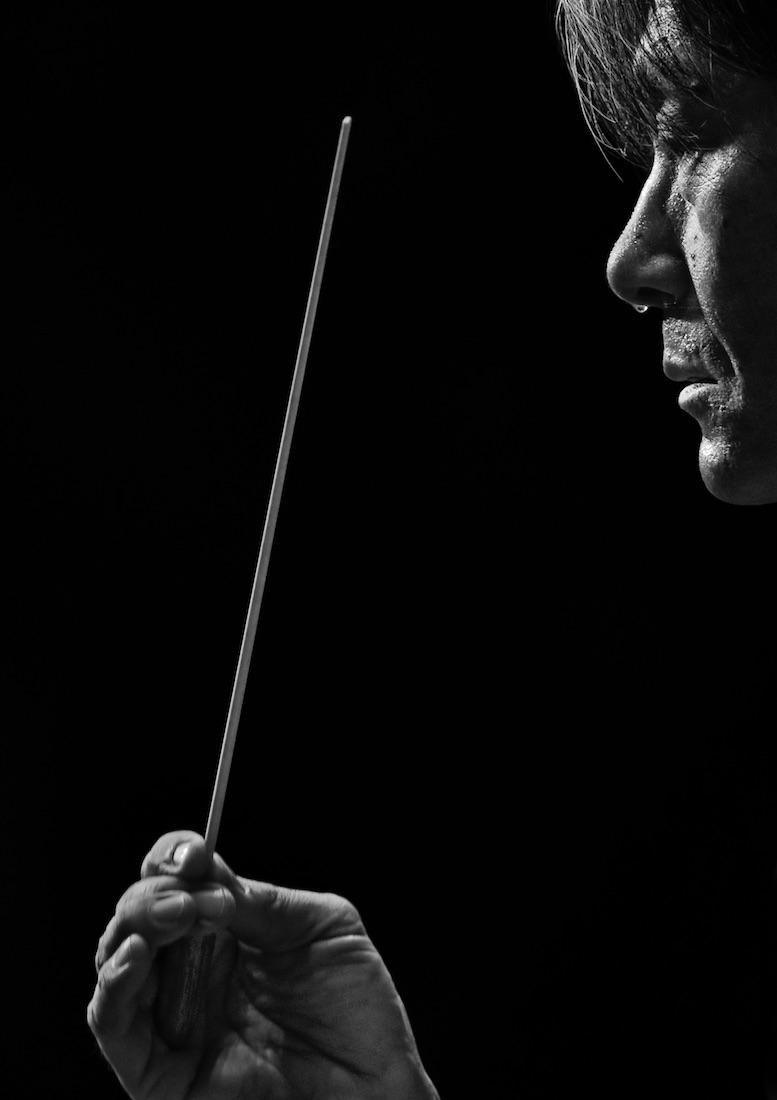 Richard Wagner's Valkyrie in close-ups by conductor Kent Nagano