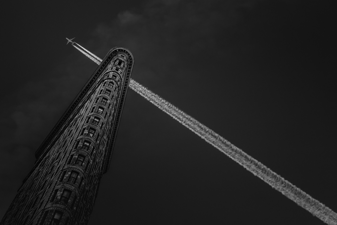 New York - Fly over Iron