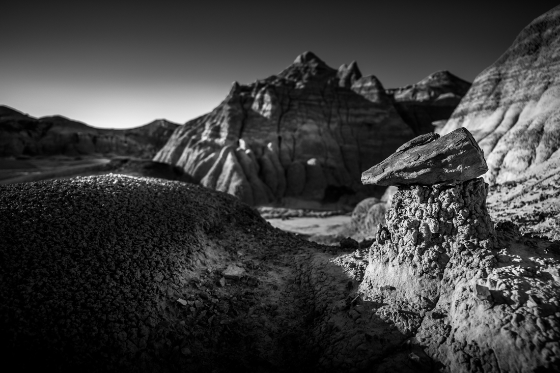 Hoodoos and other hidden treasures in the badlands of the US-SouthWest