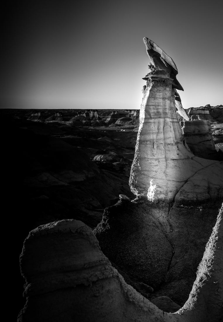 Hoodoos and other hidden treasures in the badlands of the US-SouthWest