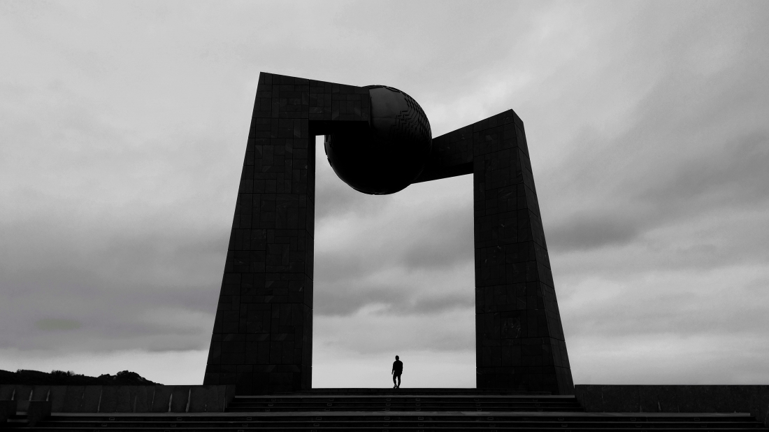 23°26′21.448″N