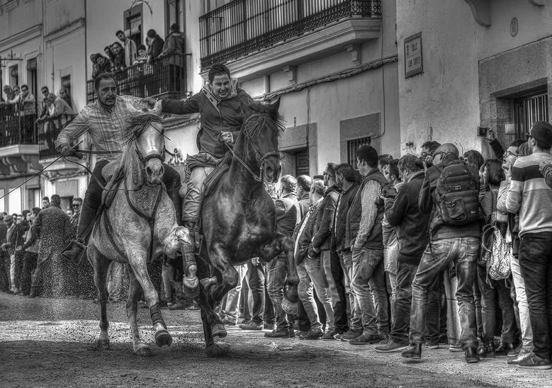 LA CORREDERA