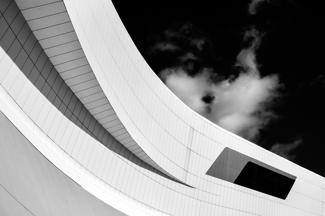 Modern Monoliths
