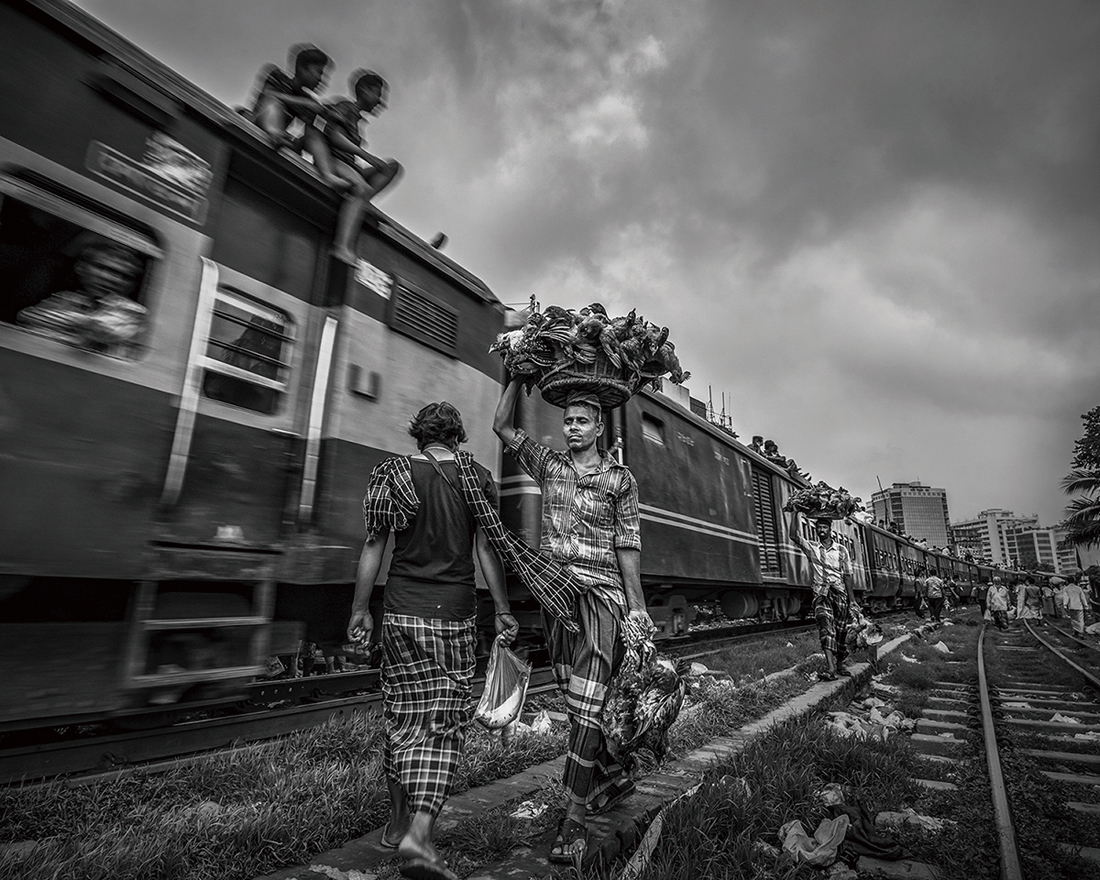 Bengalese on the rails