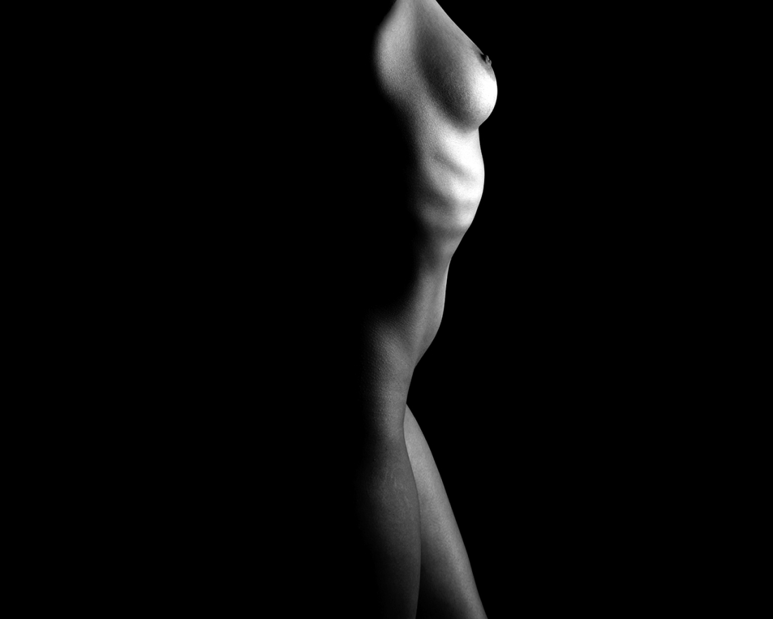 Standing Nudes