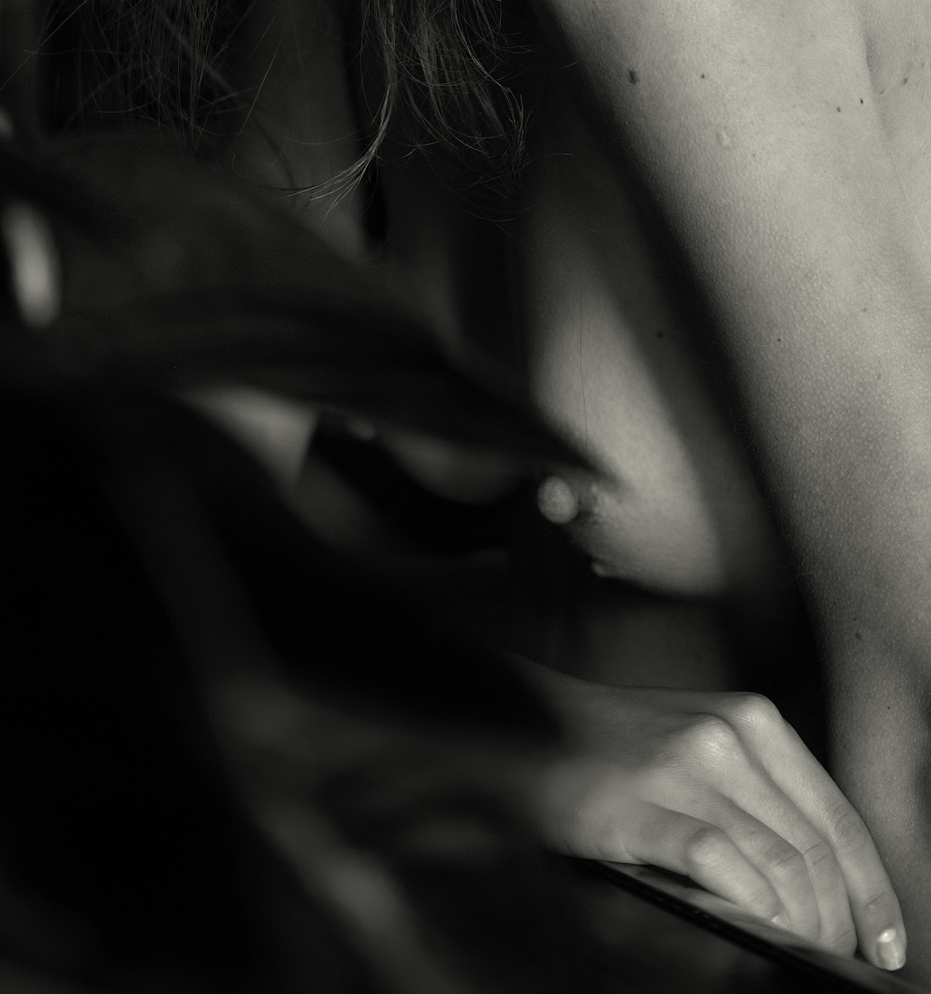 I can hear the breeze on your skin ! 