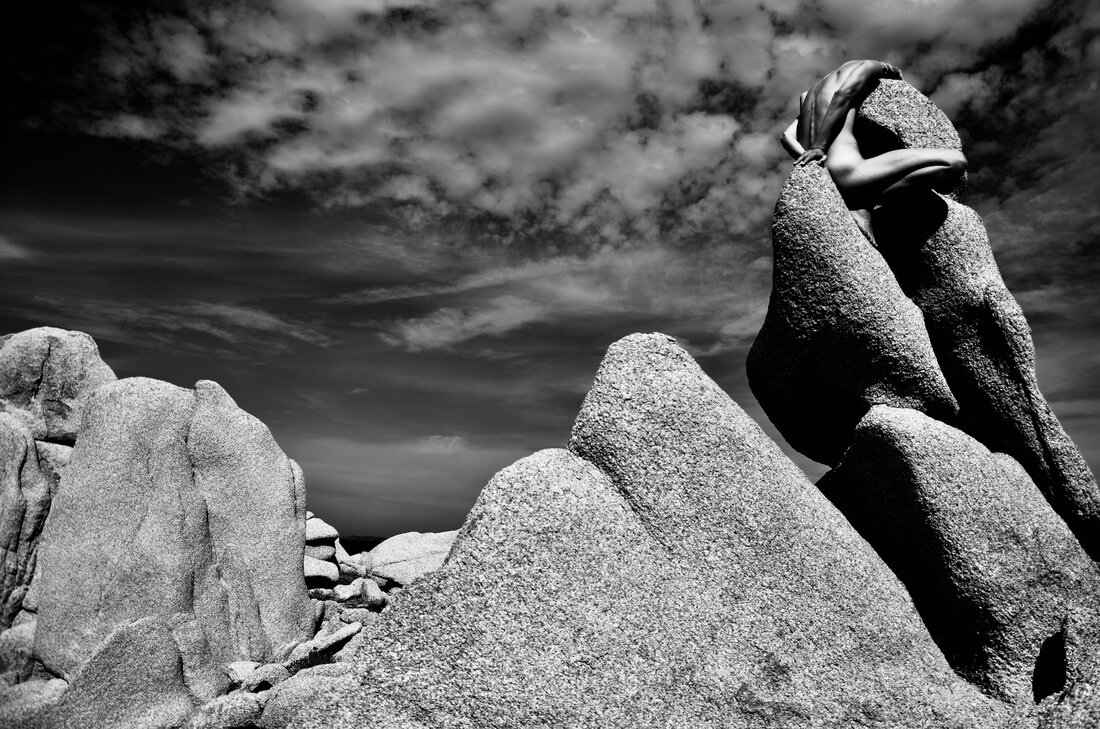 Headless Stone