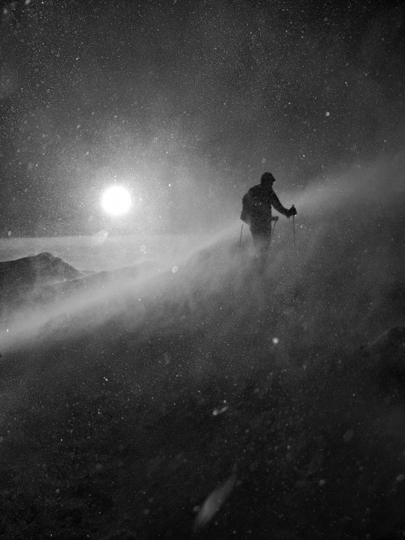Hiking during Halny Wind through Tatra Mountains