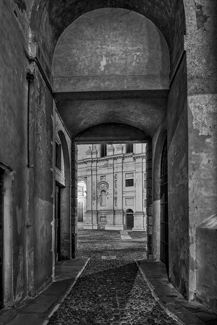 Mantua, night visions
