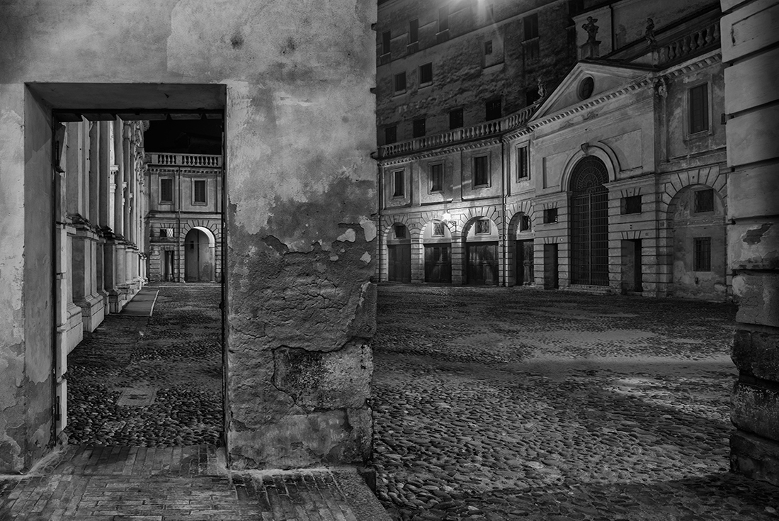 Mantua, night visions