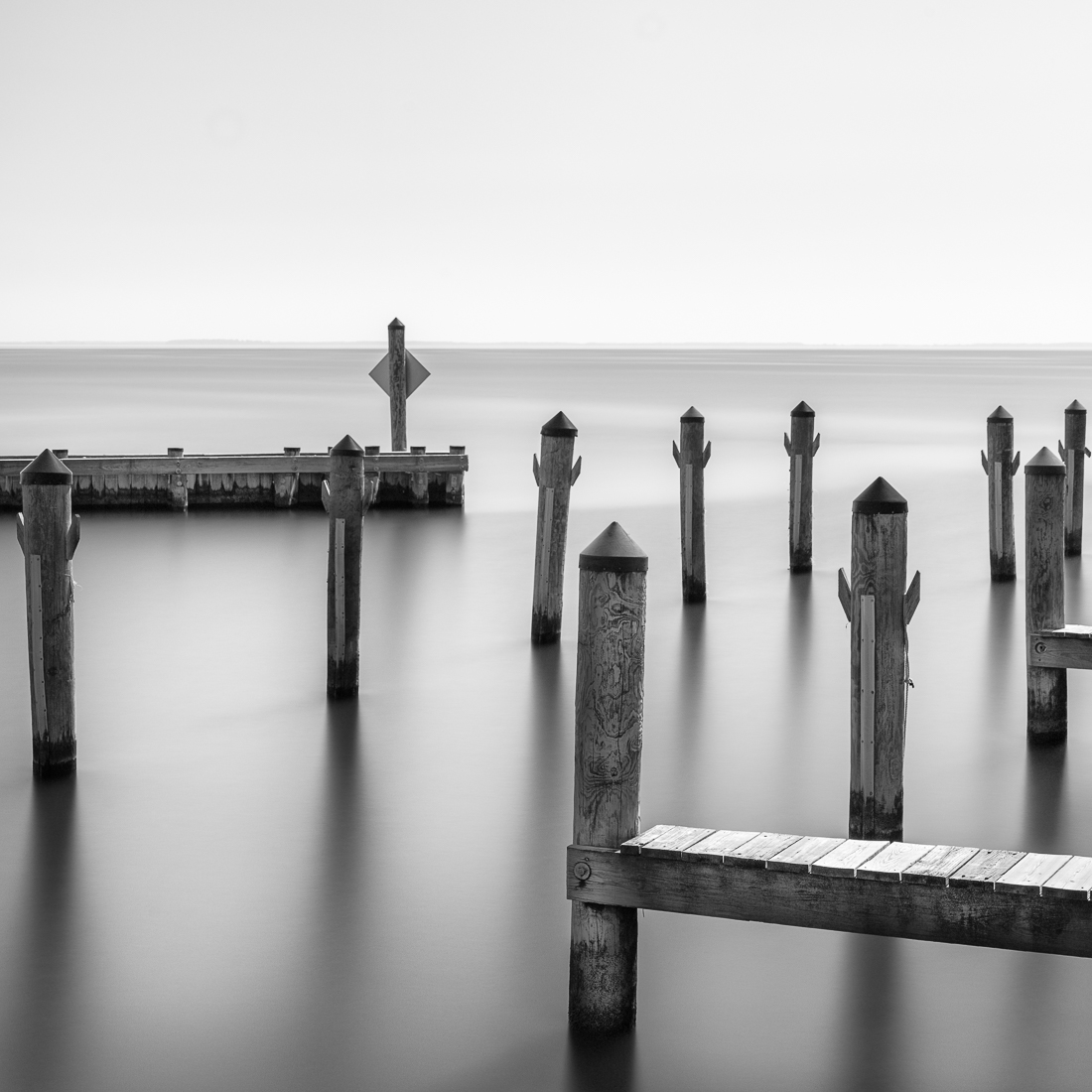 CALM HORIZONS