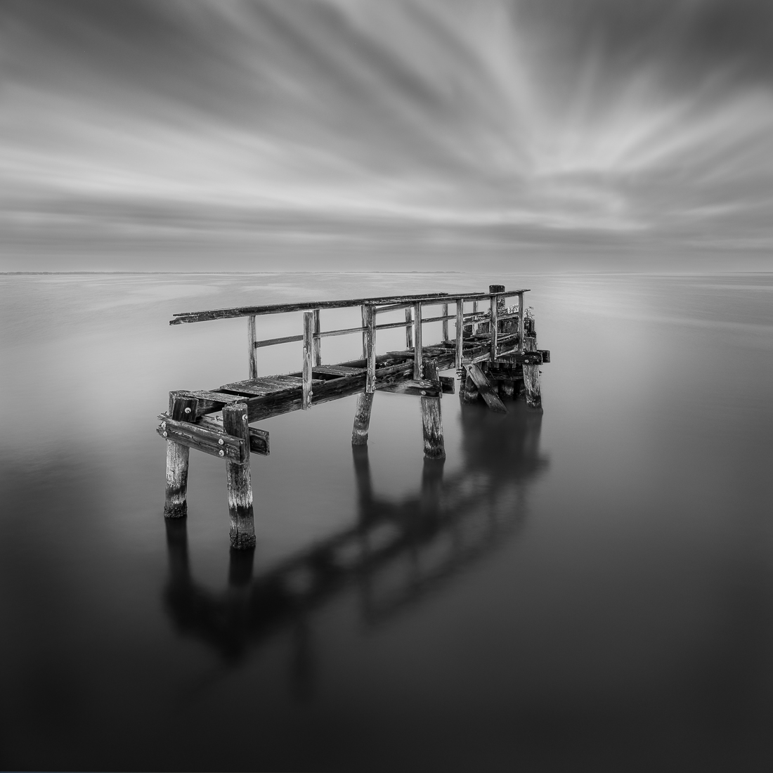 CALM HORIZONS