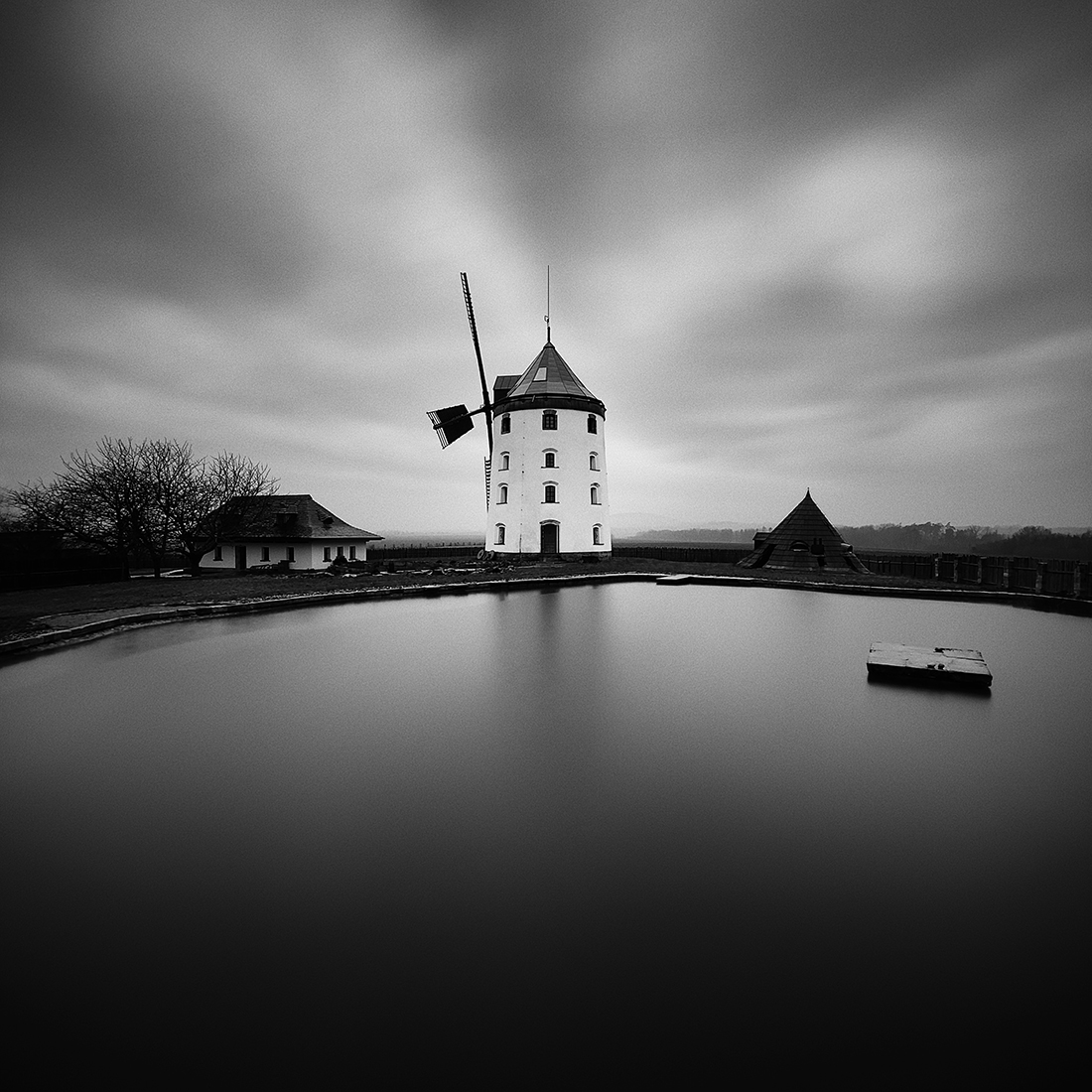 Greyscapes