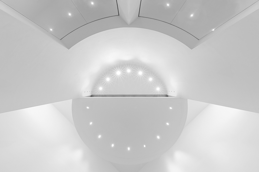 Look uP
