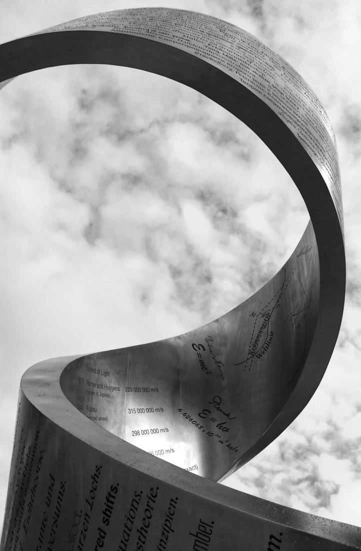 Ribbon of knowledge