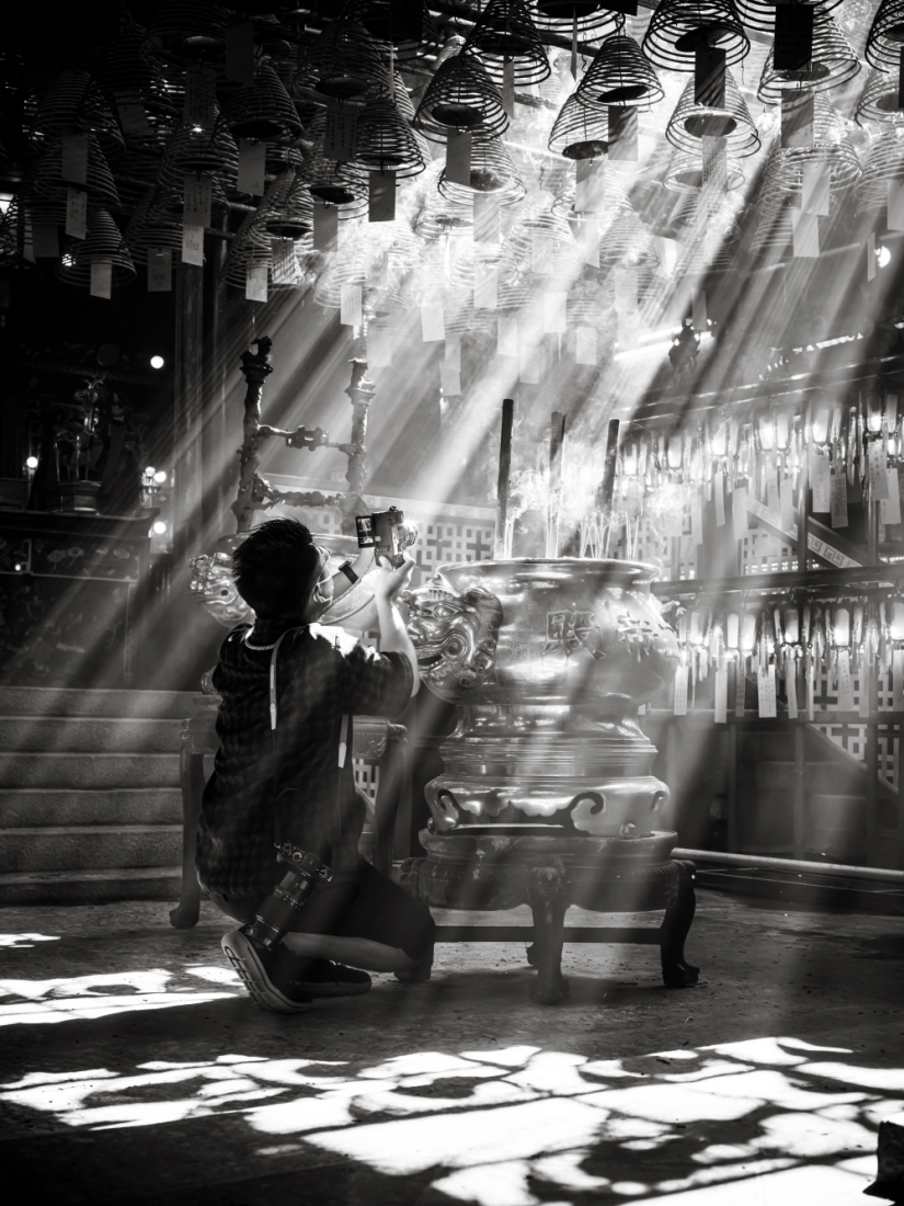 You capture light , I capture you