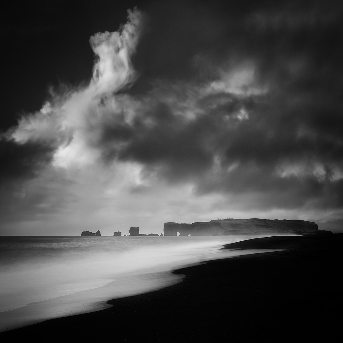 Trolls beach