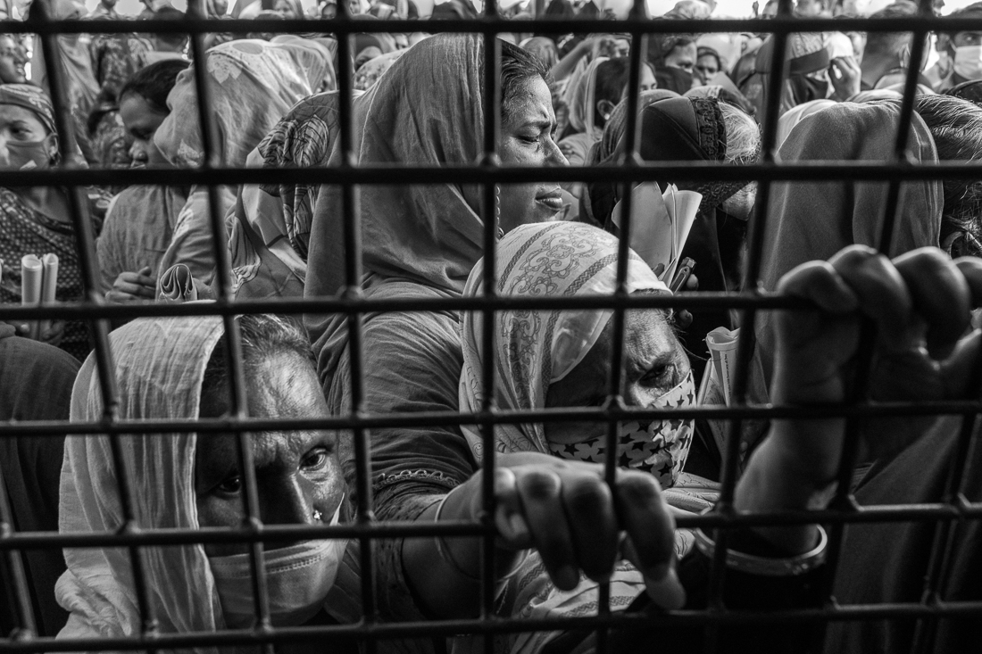 Dhaka, the ritual of chaos
