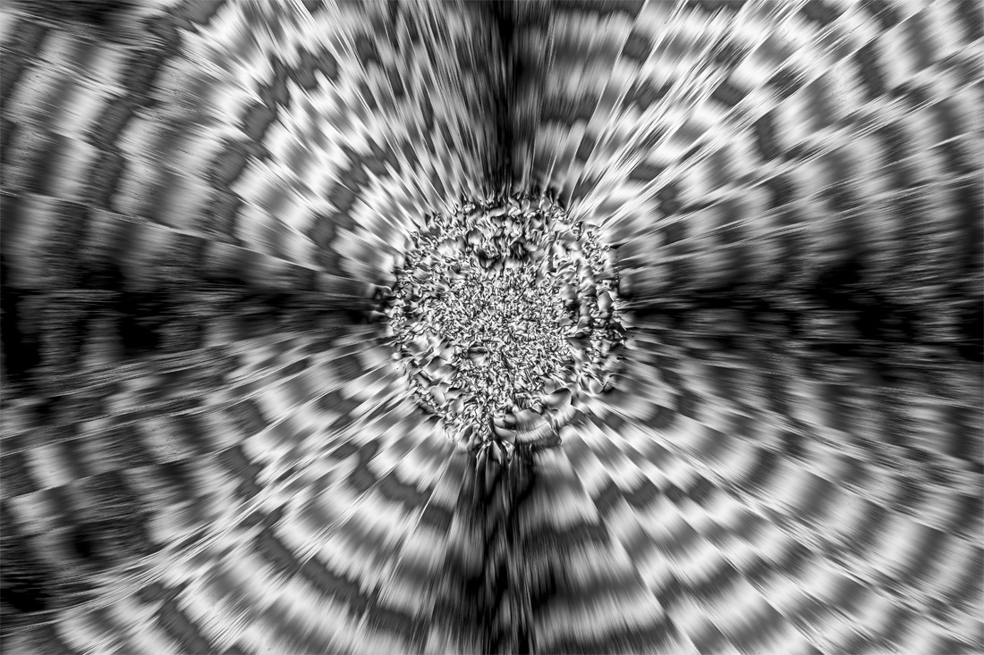Microcrystals - border crossers between art and science.