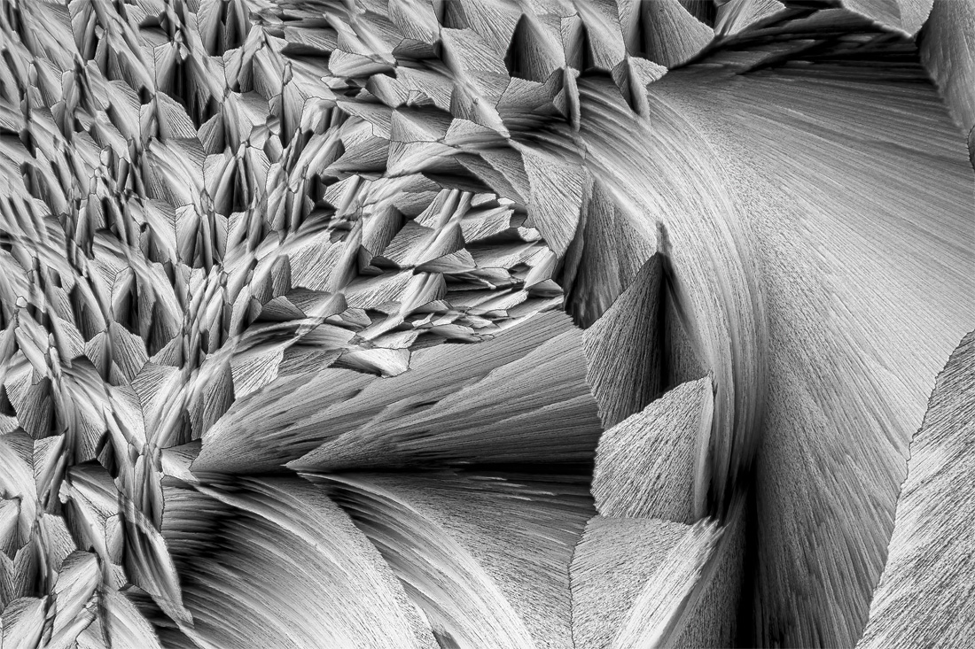 Microcrystals - border crossers between art and science.