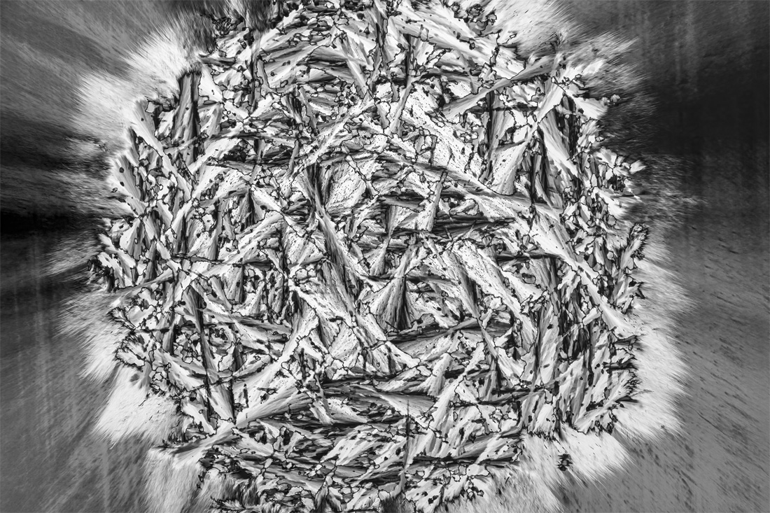 Microcrystals - border crossers between art and science.