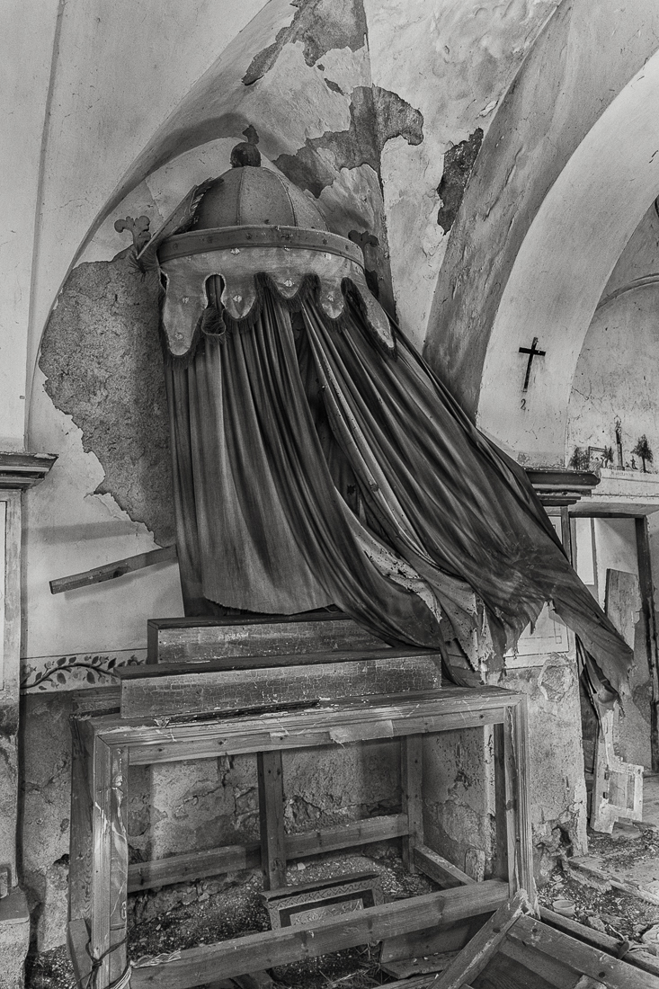 Abandoned and decaying architecture: ruined churches