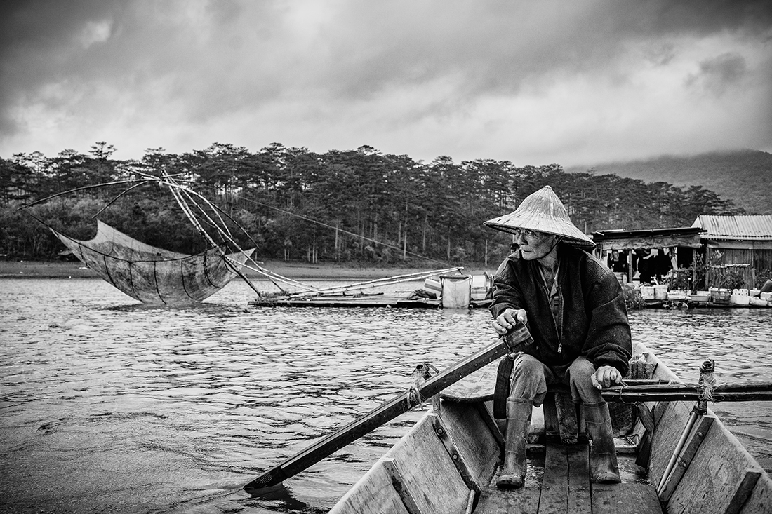Nomandic living on water ecosystem