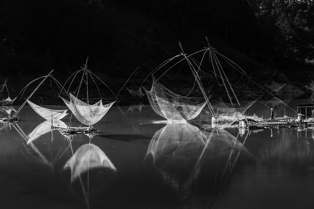 Nomandic living on water ecosystem