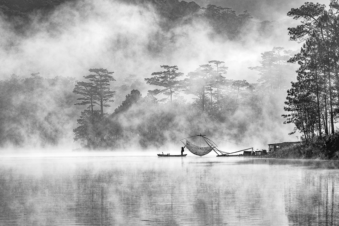 Nomandic living on water ecosystem