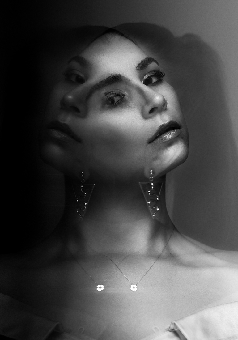 the girl with the mask