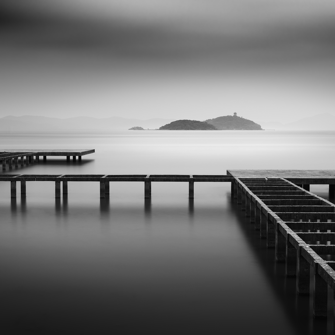  The tri-deck and tri-island