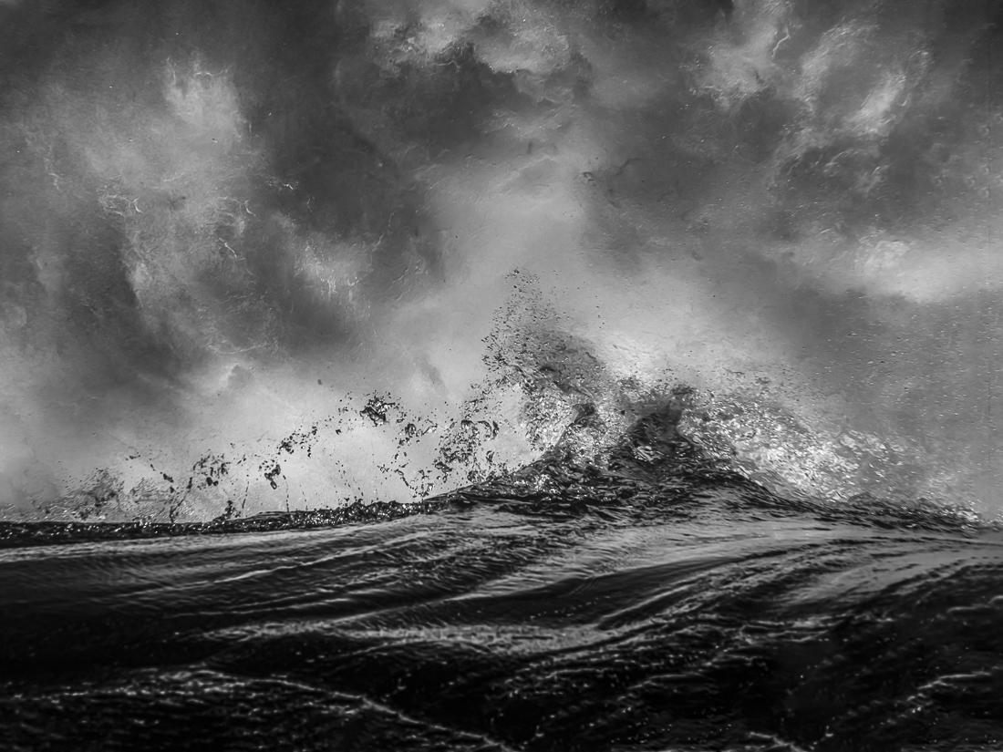 Edge of the Wave Underwater