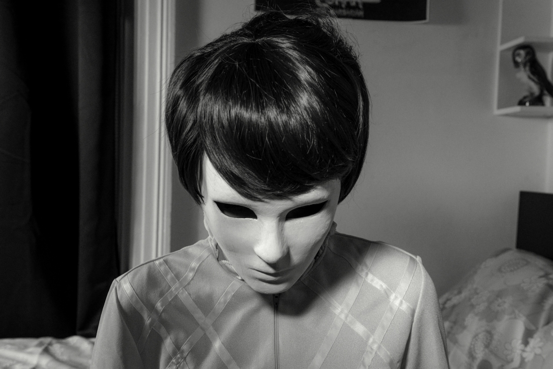 Eyes without a face
