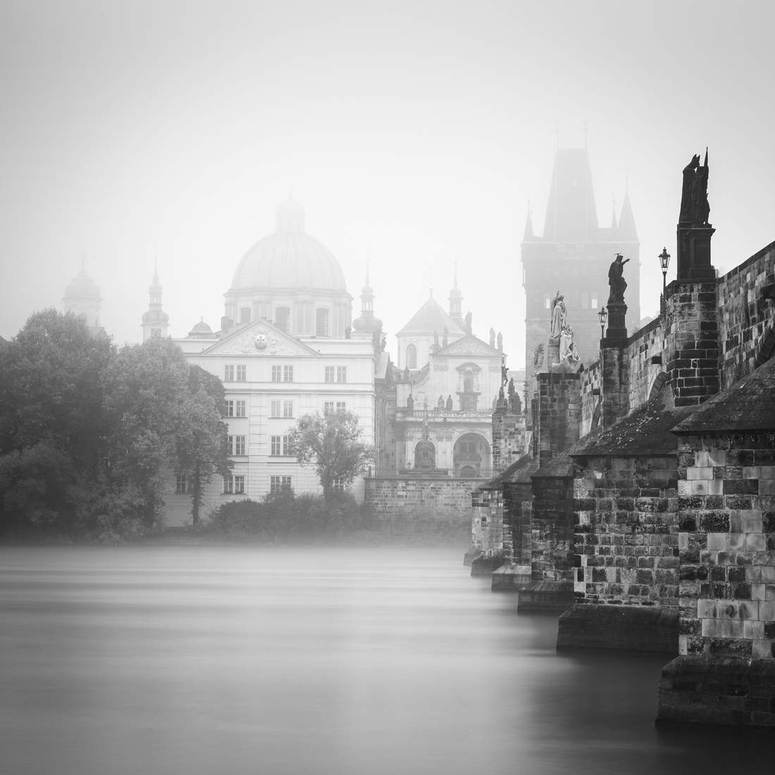 CHARLES BRIDGE - PRAGUE