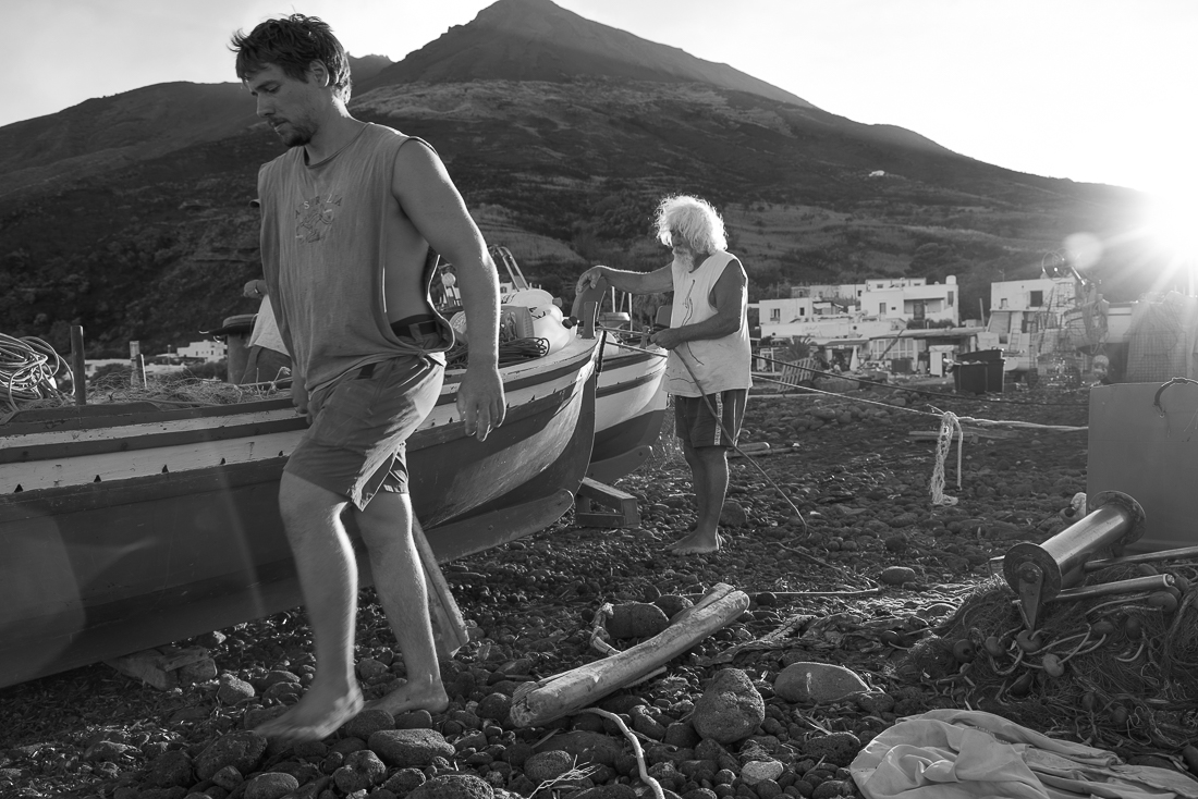 Experiencing through the four elements: Earth, Air, Water and Fire in Stromboli.