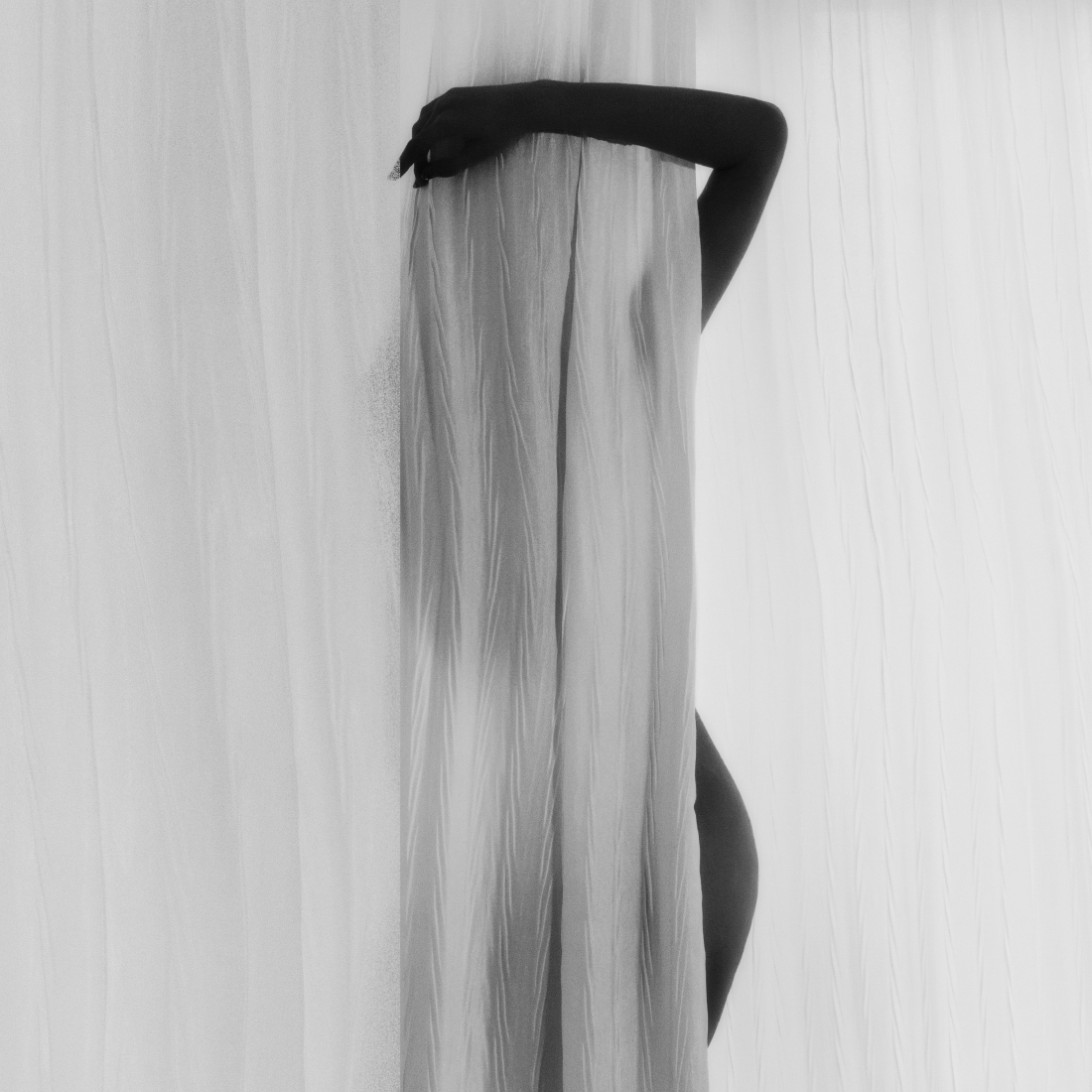 Hide and Present